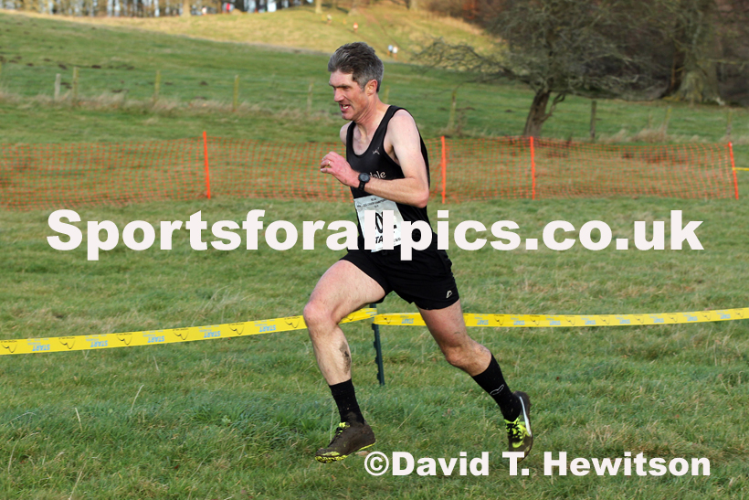 Senior mens cross country, 2019 North Eastern Cross Country Champs., Alnwick, Northumberland.  Photo: David T. Hewitson/Sports for All Pics
